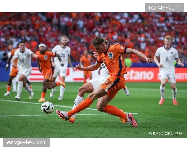 《欧洲杯热潮带动周边热销，球迷抢购新品引发市场关注》