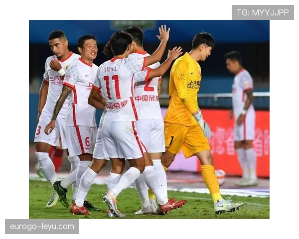 梅赫伦关键球员状态回暖,全队士气高涨迎战新赛季挑战 梅赫伦关键球员状态回暖,全队士气高涨迎战新赛季挑战