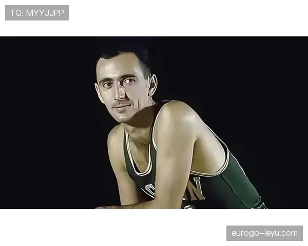 鲍勃·库西运用精准组织和无球跑动提升队伍进攻节奏与效率