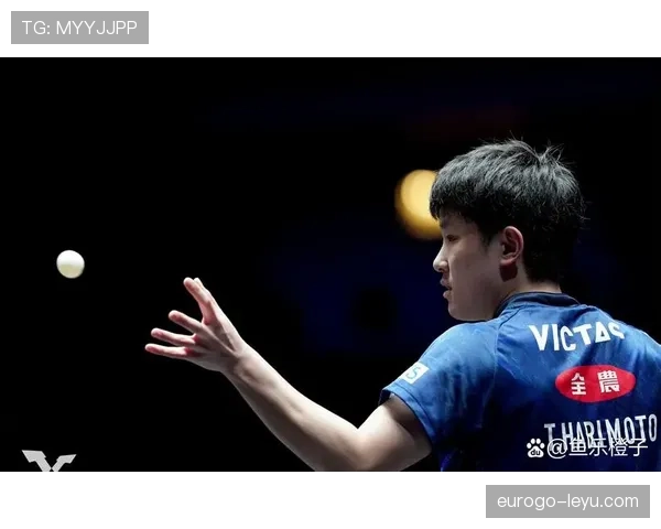 张本智和赛场像高冷代言人，路边买菜却像刚下课的学生，反差笑哭